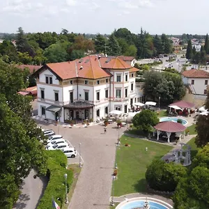 https://villa-stucky.hotelinveneto.com