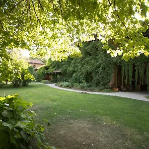 Dei Melograni Farm stay Gossolengo