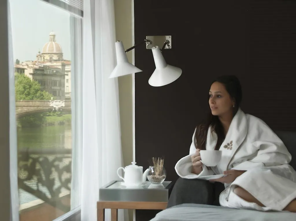 Hotel Continentale - Lungarno Collection Florence
