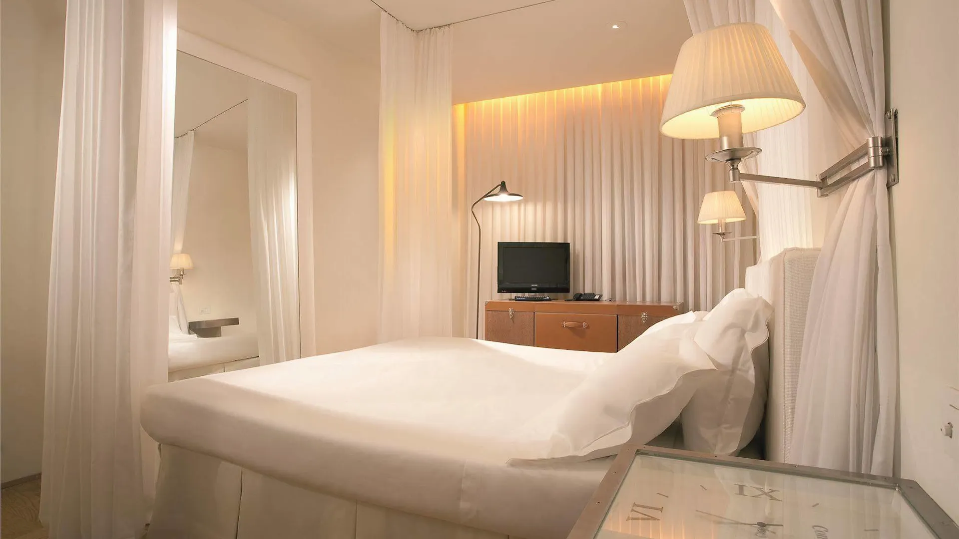Hotel Continentale - Lungarno Collection Florence