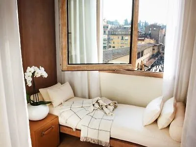 Hotel Continentale - Lungarno Collection Florence 4*,