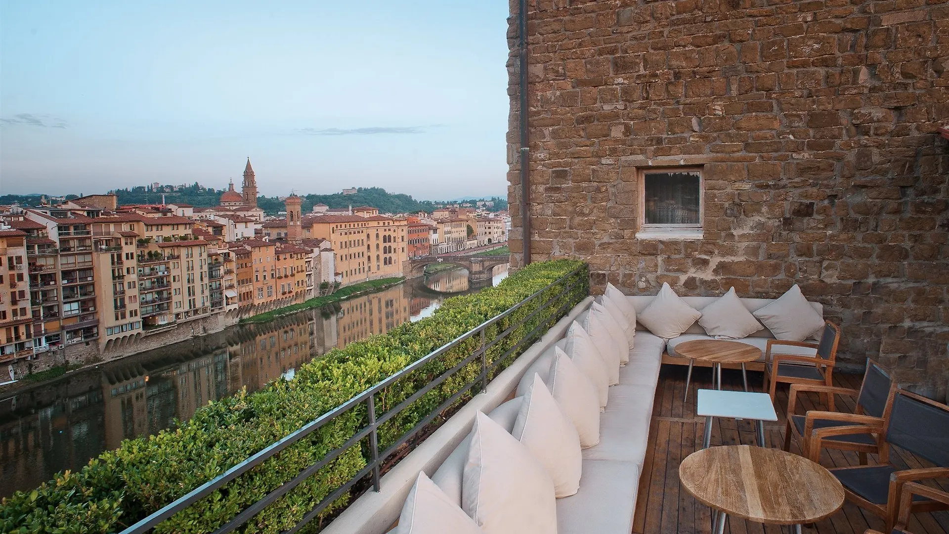 Hotel Continentale - Lungarno Collection Florence