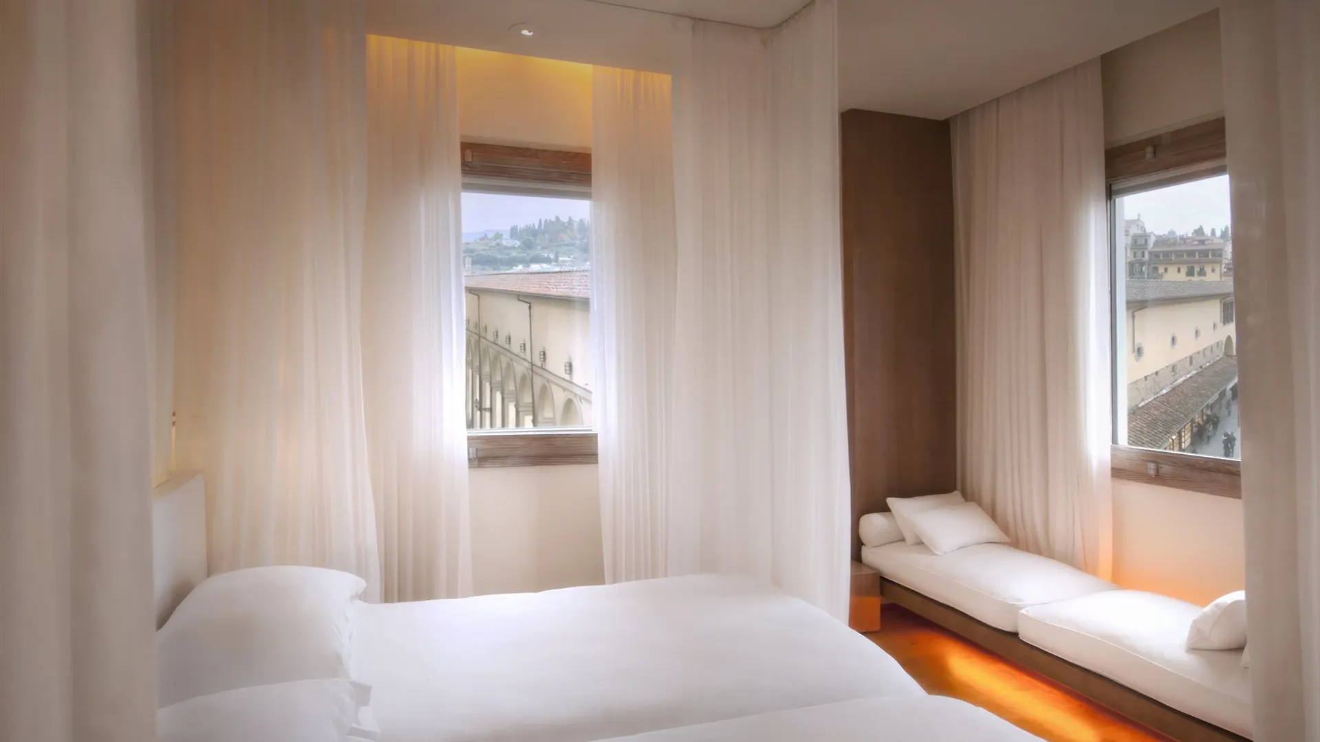 Hotel Continentale - Lungarno Collection Florence