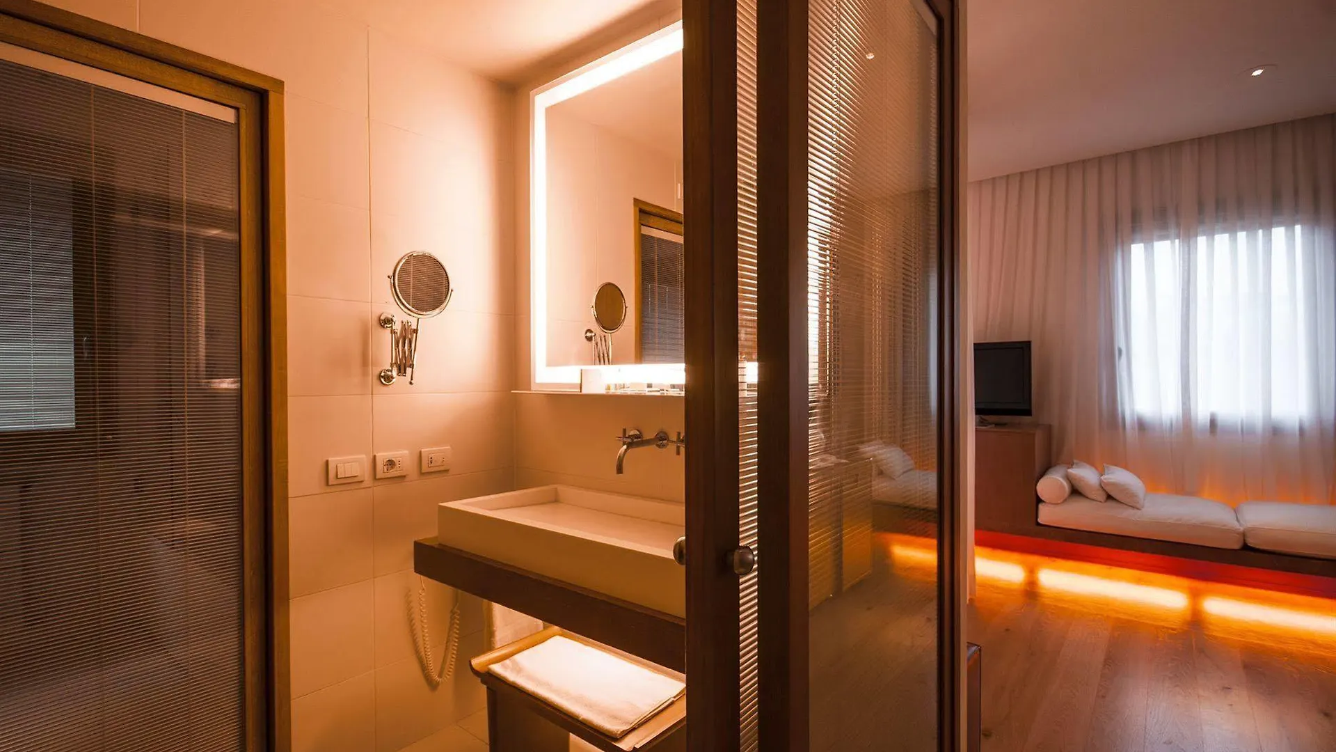Hotel Continentale - Lungarno Collection Florence